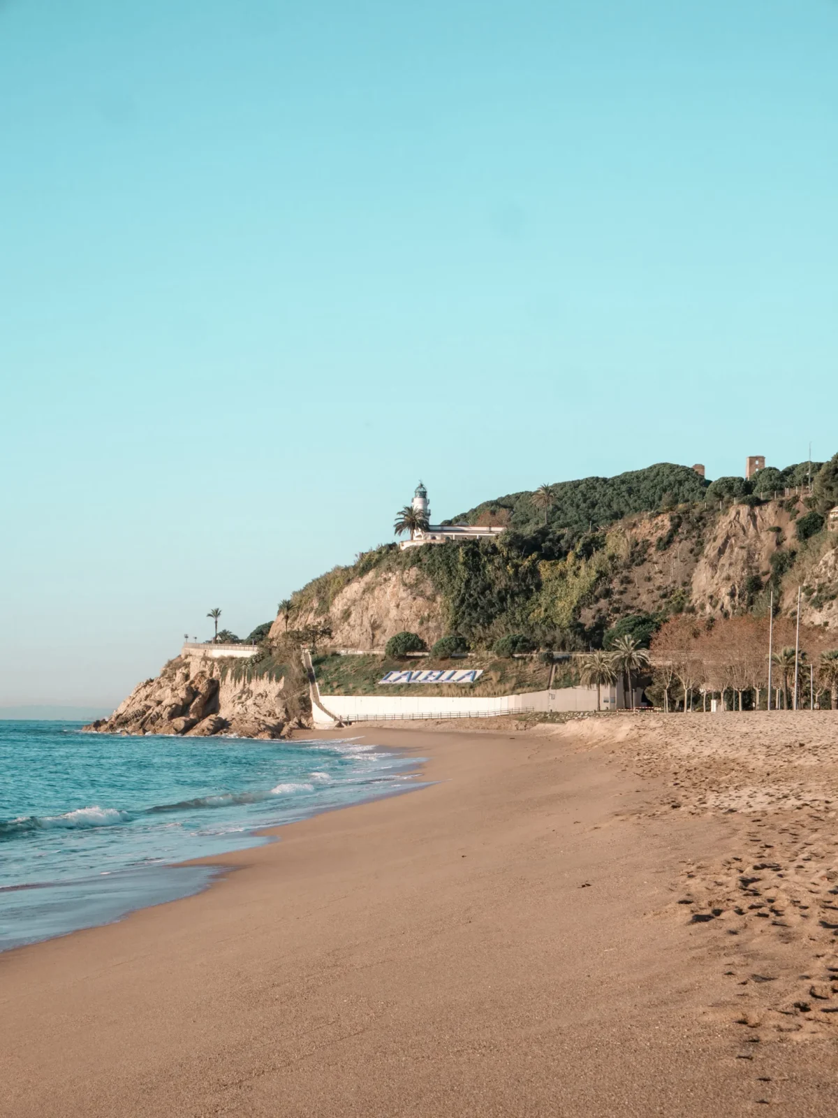 faro-playas-calella
